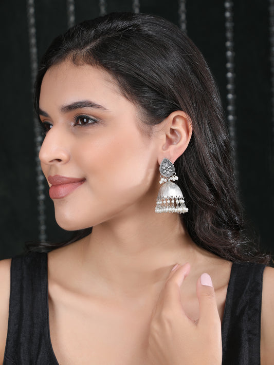 Elegant Oxidised Silver Jhumka Earrings with Pearl Detailing
