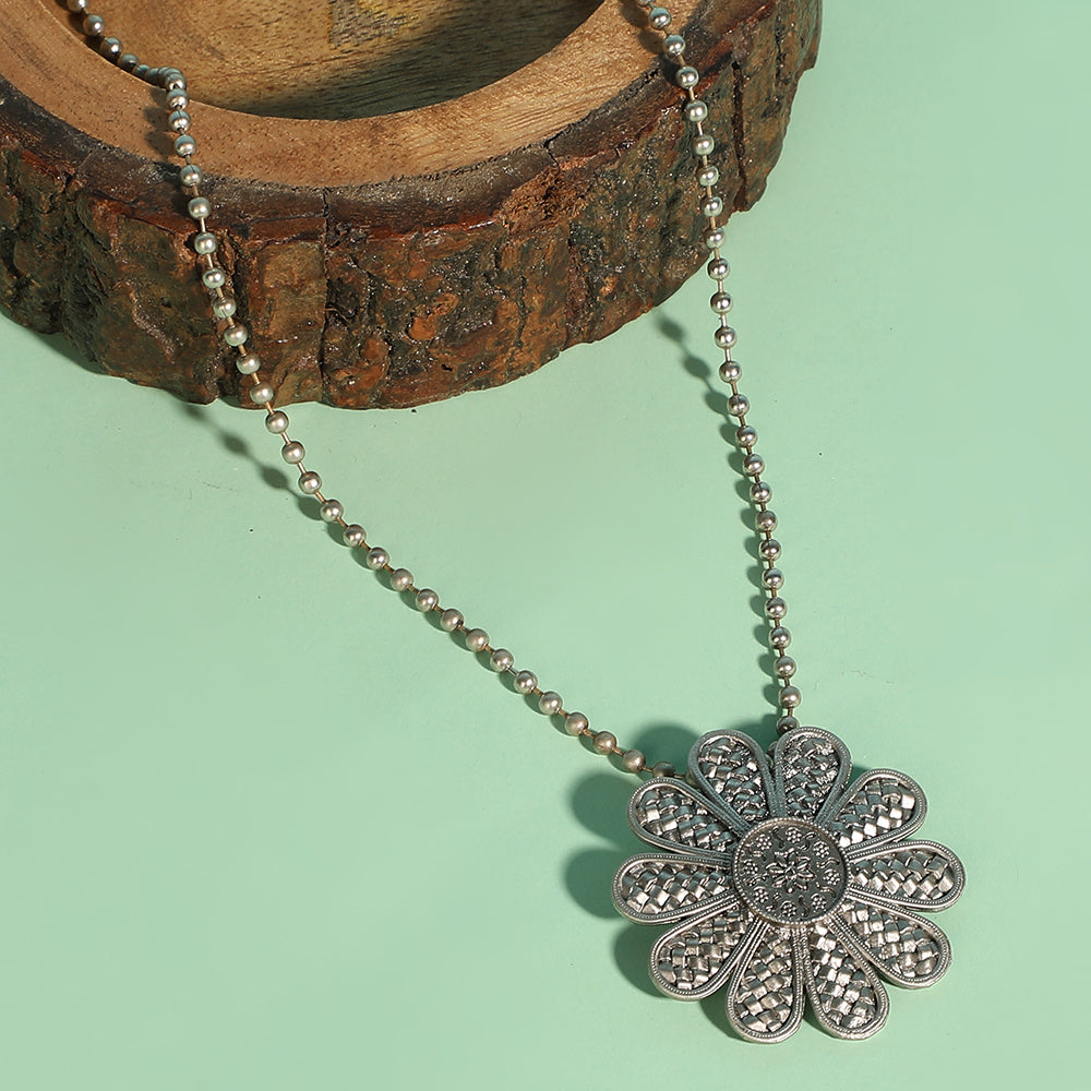 Antique Silver Floral Pendant Necklace