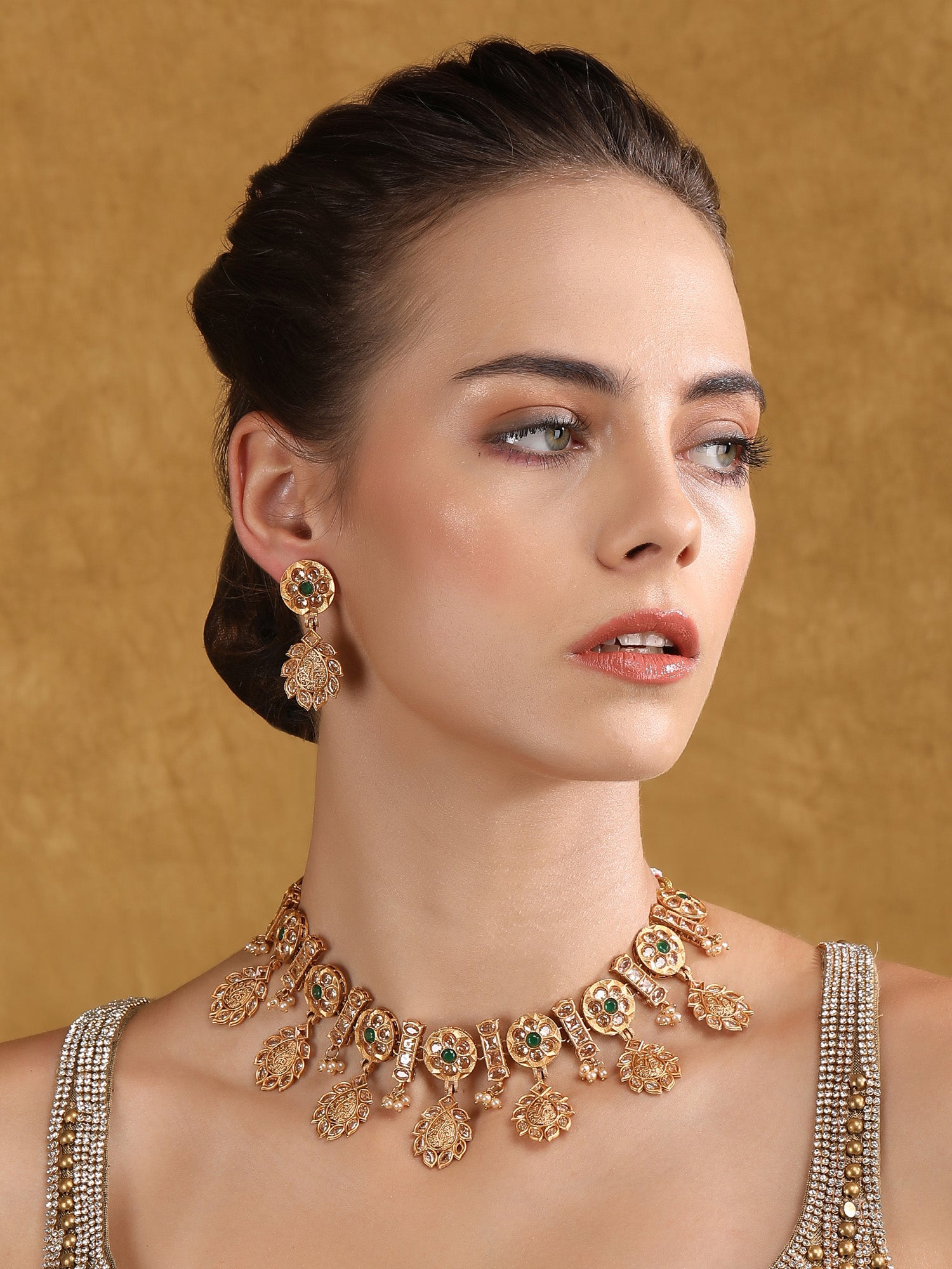 Oxidized Gold-Plated Necklace Set with Intricate Detailing