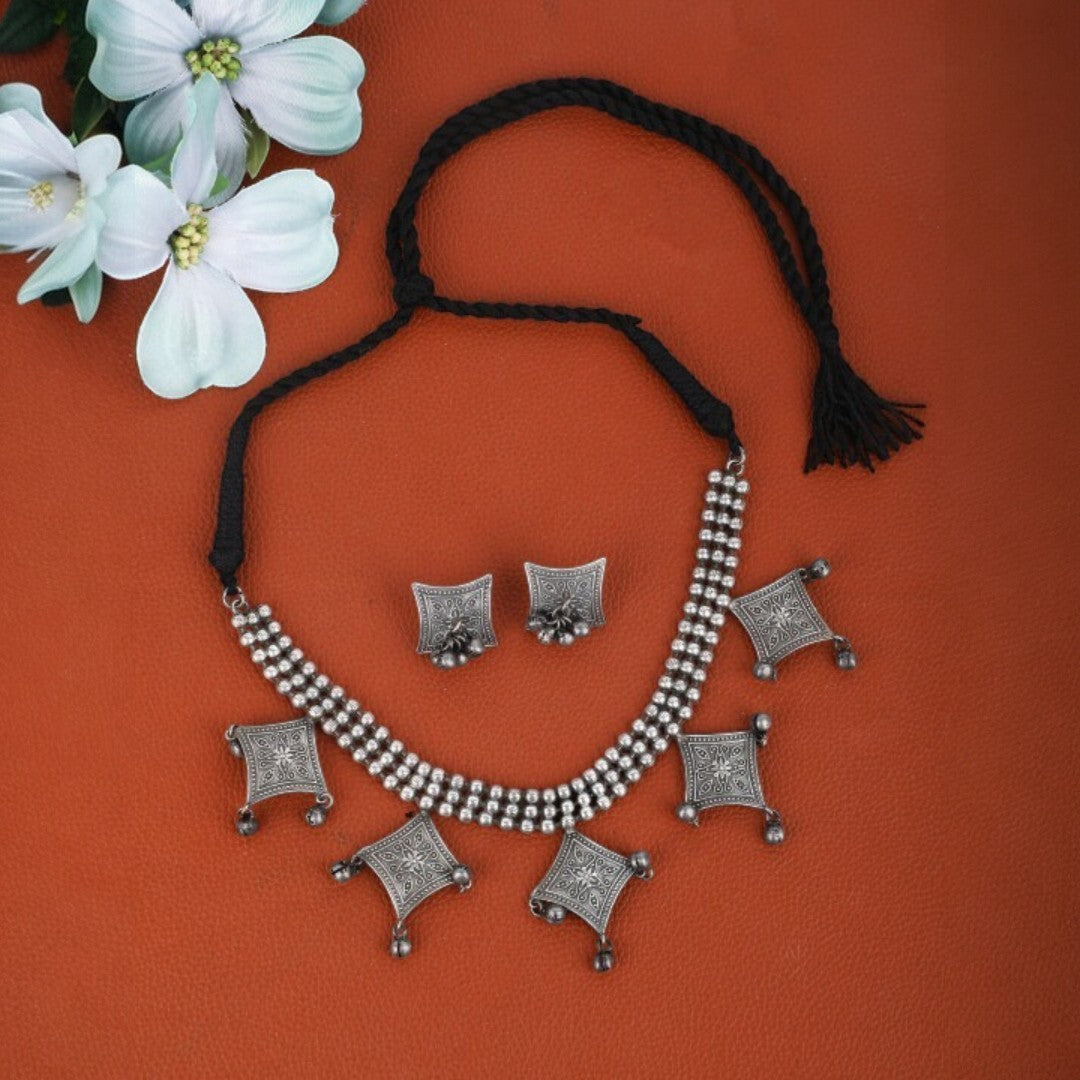 Silver Toned Silver Plated Oxidised German Silver Jewellery Set