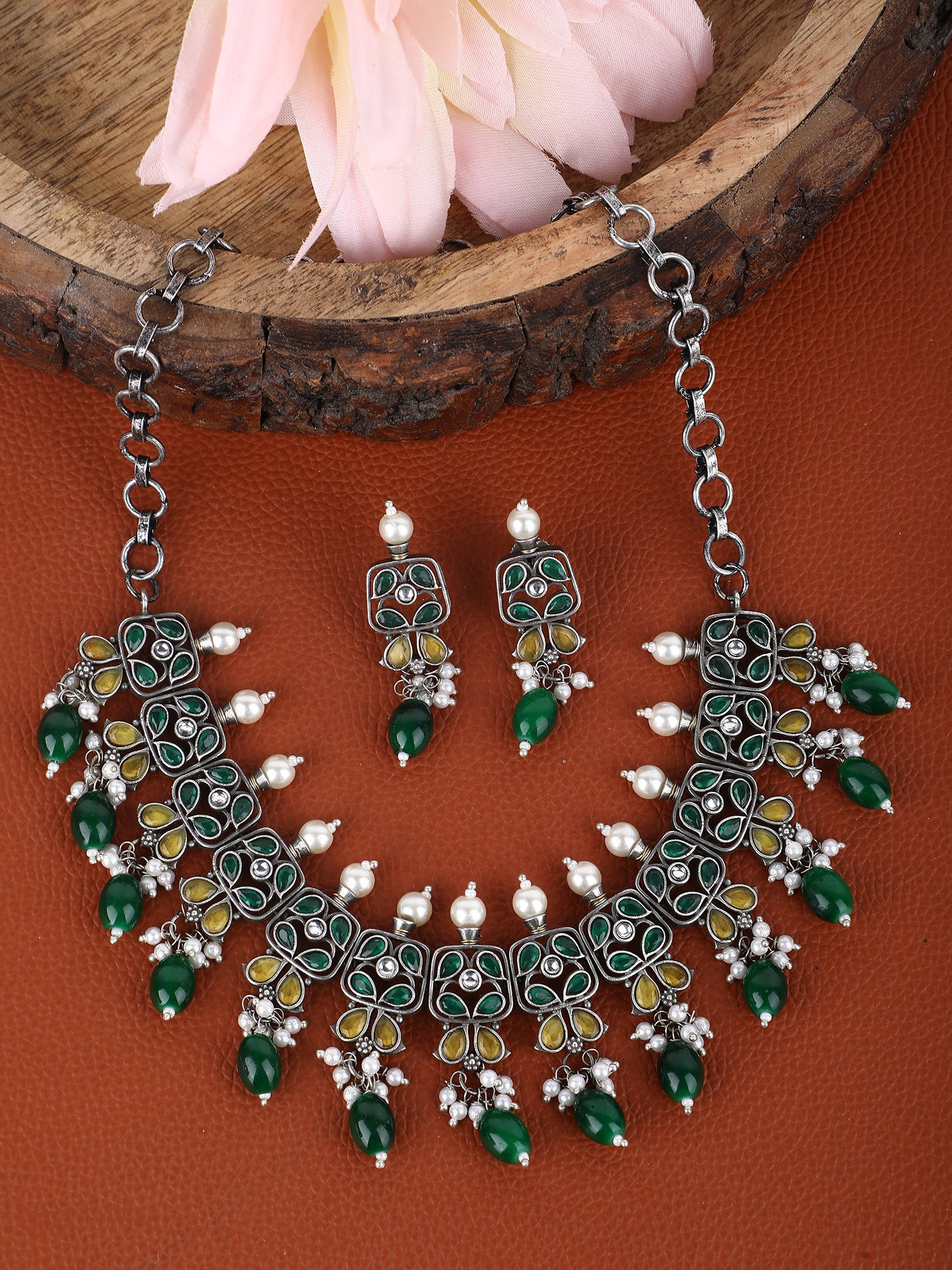 necklace design