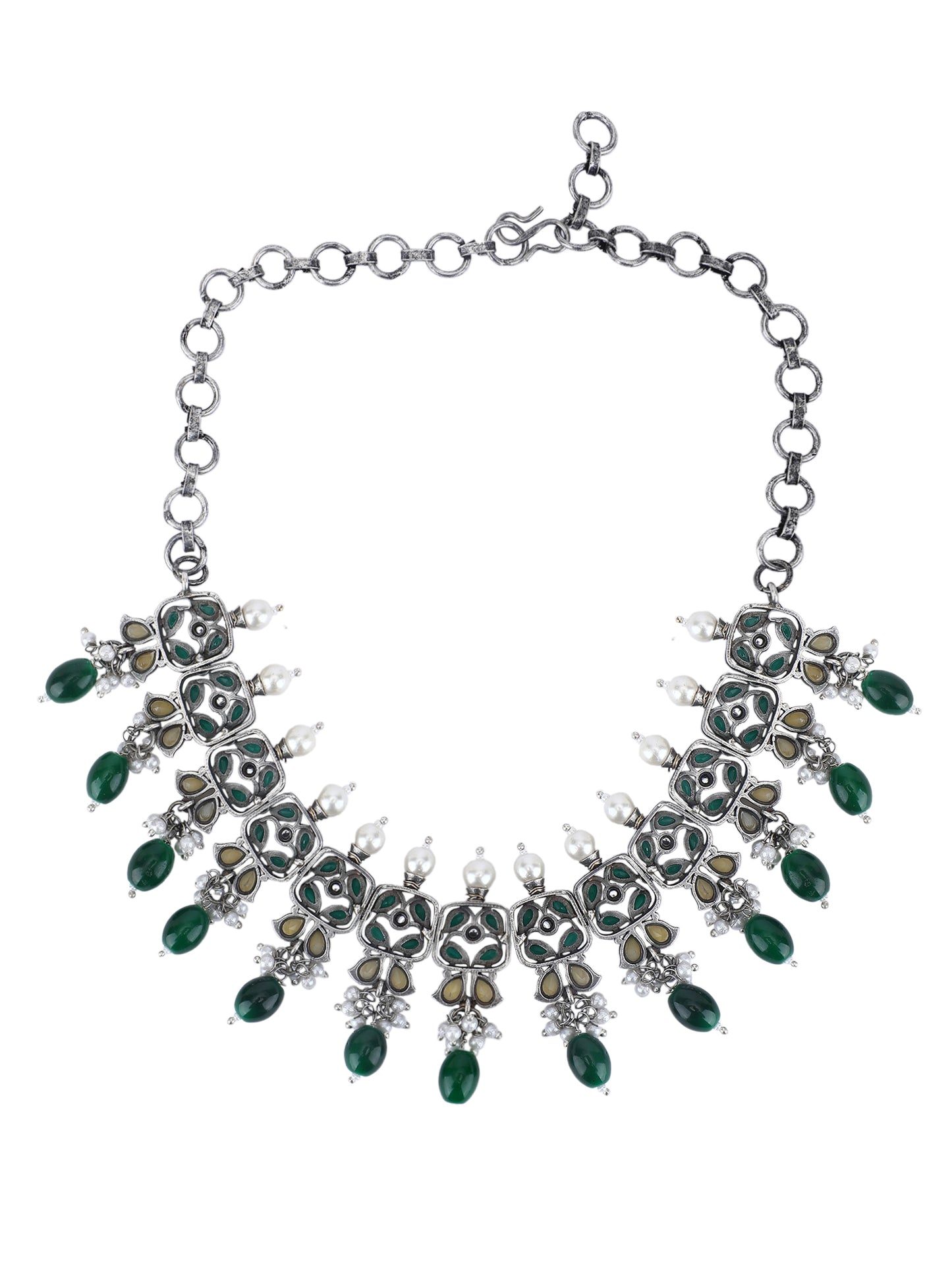 choker necklace
